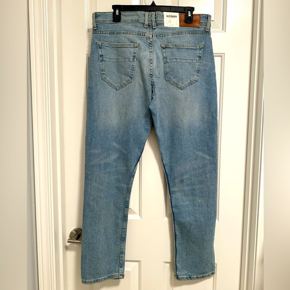 Alesbury Slim Jeans - Picture 2 of 5